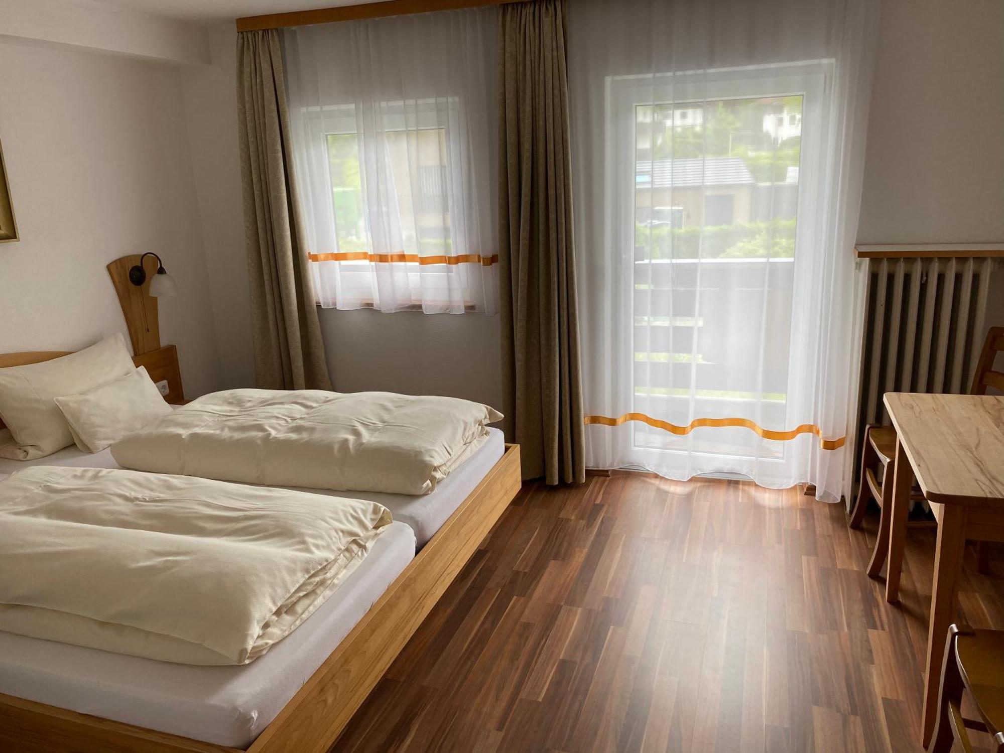 Cafe Pension Eckerbrunn Шёнау-ам-Кёнигсзе Экстерьер фото